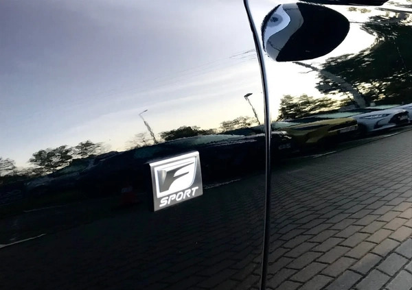 Lexus LS cena 250000 przebieg: 117800, rok produkcji 2017 z Hajnówka małe 742